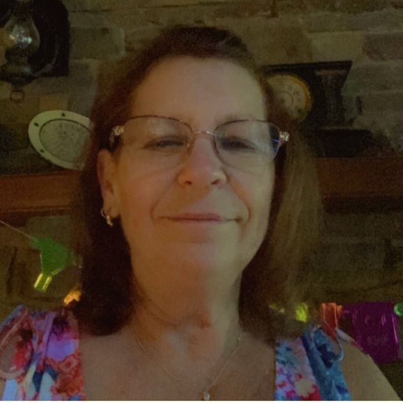 Hi, I’m Doris - Picture 1 of 1